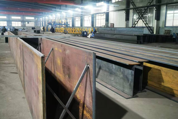 宁夏彩钢板安装服务流程解析:从准备到完成的细致步骤 宁夏彩钢板安装服务流程解析:从准备到完成的细致步骤